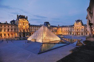 Musée du Louvre, Napoleon Courtyard and Pyramid (c) 2009 Musée du Louvre  Stéphane Olivier2